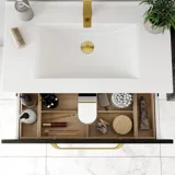 Bathroom inspiration with an elegant sink and a vanity unit with practical and stylish drawer organization in the form of beautiful wooden boxes, providing optimal space utilization.